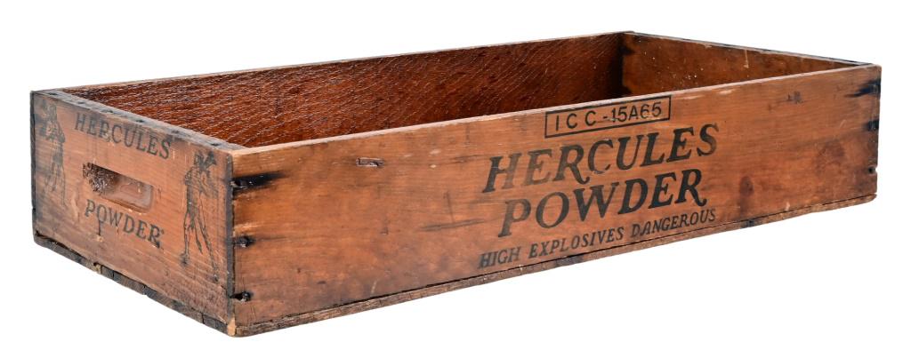 DuPont Dynamite & Hercules Powder Wooden Crates: Dupont Explosives Dynamite crate ; Hercules Powder crate