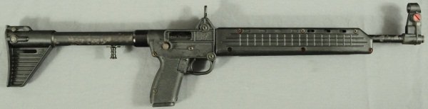 Kel Tec Sub 2000 .9mm FFL: Weapon folds over at receiver. Ser# E2269, non-working condition bolt frozen with rust