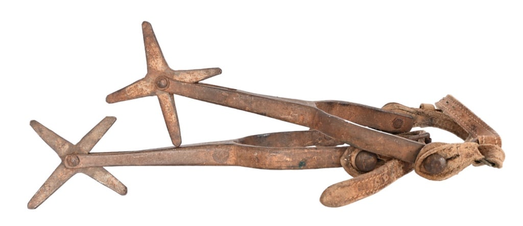 Pair Of Metal Spurs: Pair Of Metal Spurs
