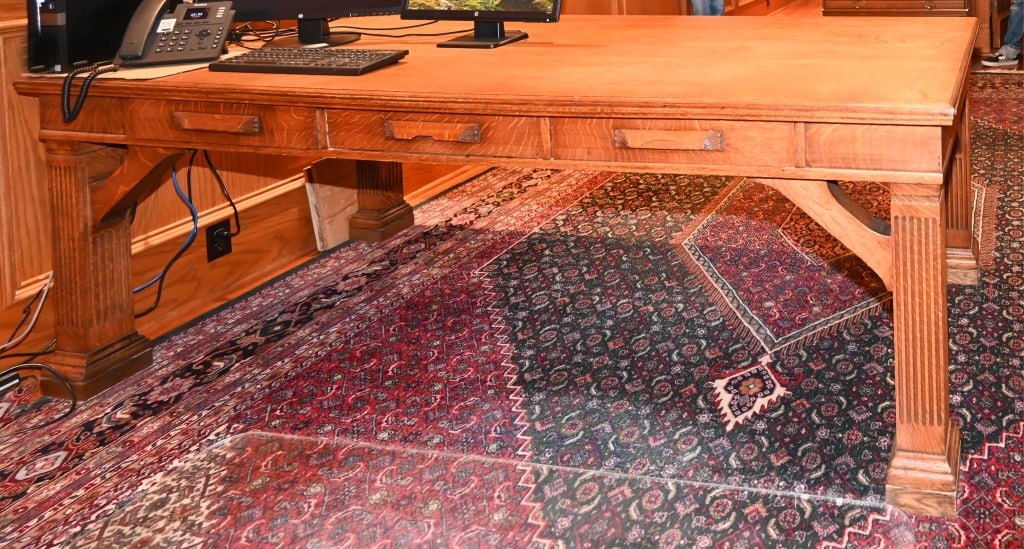 Edward Smith's Large Antique Oak Office Desk: Edward Smith's Large Antique Oak Office Desk