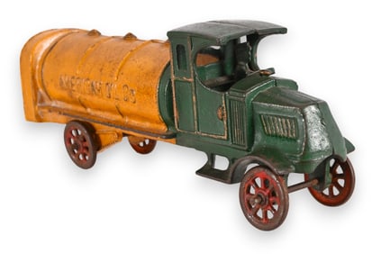 Dent Cast Iron American Oil Truck