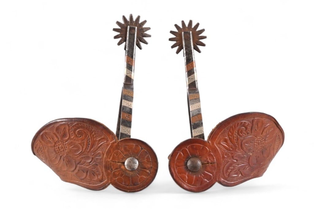 Unmarked Spurs Attributed to JB Mull: Rare single mounted unmarked silver and copper inlaid straight shank pattern spurs, attributed to J.B. Mull, Gillette Wyoming. Identified by famous spur collectors Rich Bullock and Stacy Sikes. Engrav