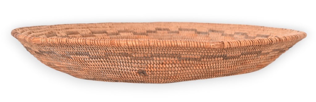 Apache Indian Basket: 15.5" Diameter x 2.5" Deep
