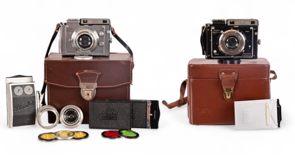 (2) Vintage Plaubel Makina Cameras w/ Leather Case: Plaubel Makina DRP f:2.9 / 10cm Anticomar; Plaubel Makina III