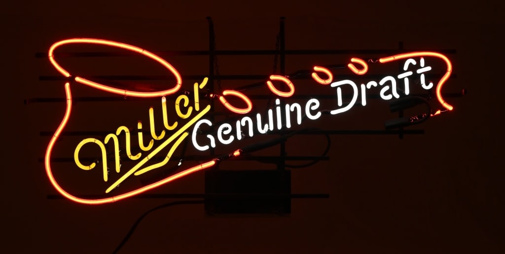 Miller Genuine Draft Beer Neon Artlite Bar Sign New