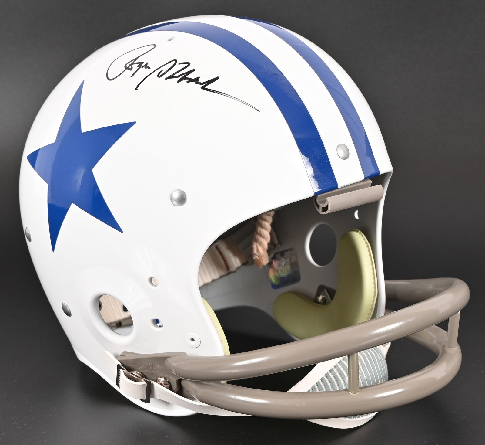 Roger Staubach Signed Dallas Cowboys Helmet: Roger Staubach Signed Dallas Cowboys Helmet