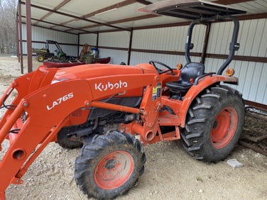 Kubota L4701 Tractor