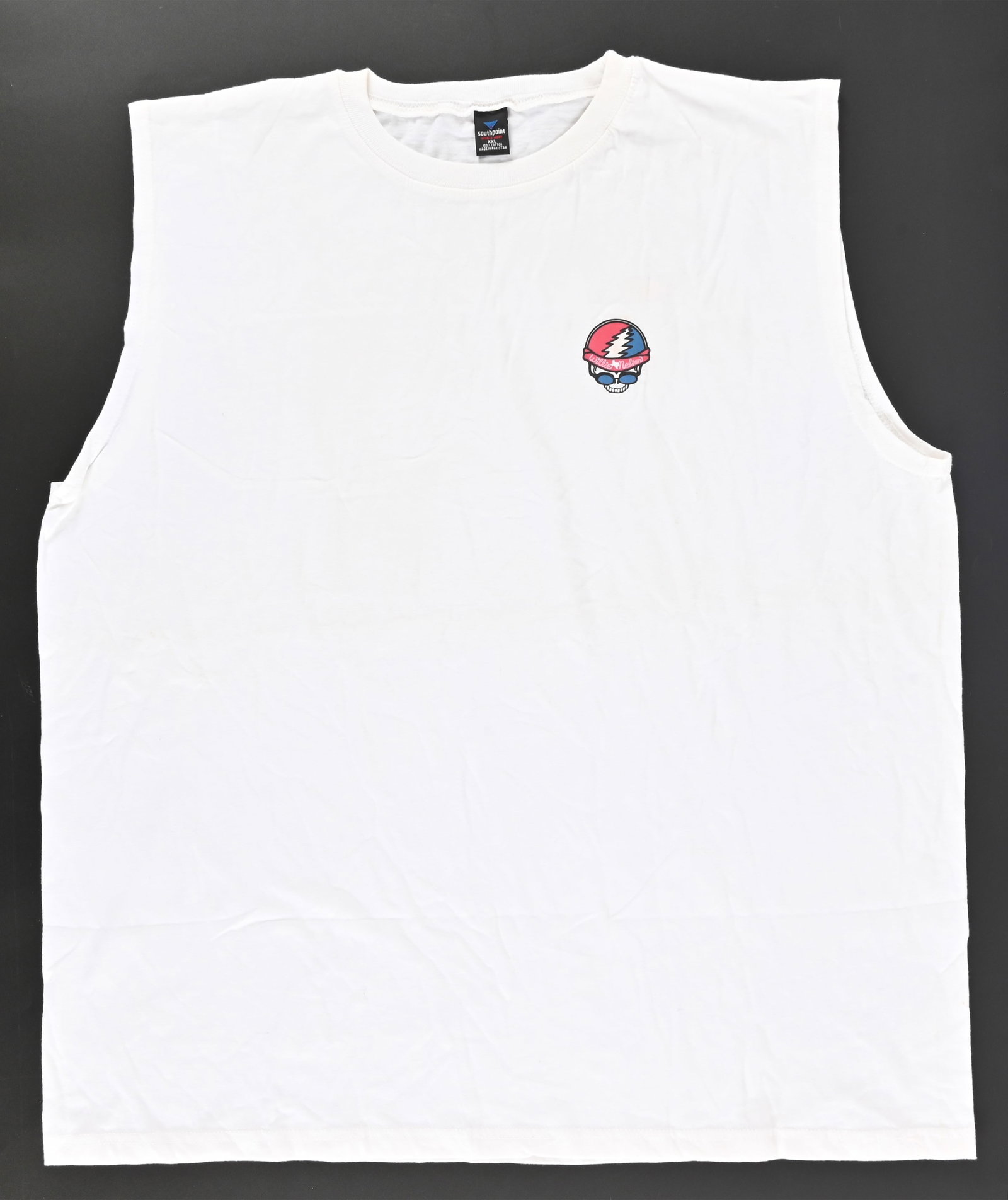 Willie Nelson, Grateful Dead Crew Sleeveless Shirt: Willie Nelson and The Grateful Dead have collaborated on various occasions, including Farm Aid and other live performances and recordings. White in color, unworn. Very Rare. Size: XXL.