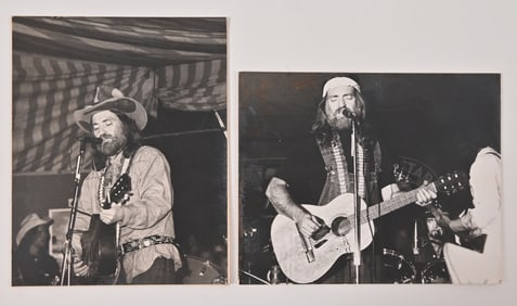 (2) Willie Nelson 8x10 Vintage Concert Photos