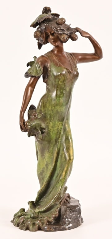 Lucien Charles Edouard Alliot Bronze: Lucien Charles Edouard Alliot, French artist (1877-1967). Signed Alliot on base. Approximately 22" tall.
