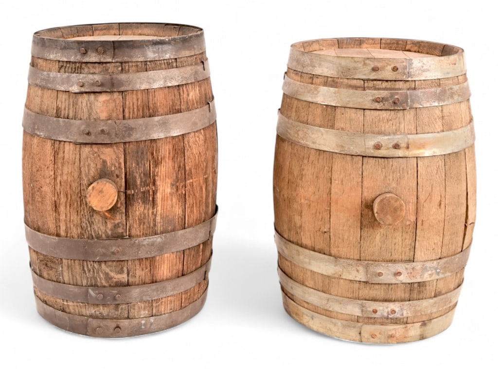 (2) Antique Powder Kegs: (2) Antique Powder Kegs
