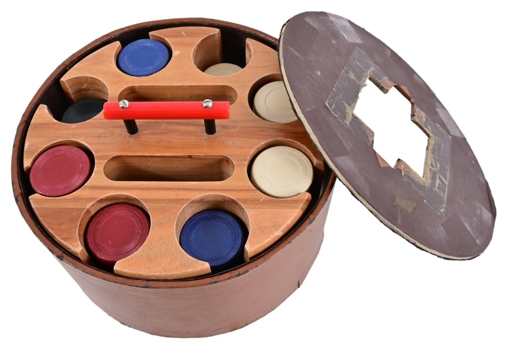 Poker Chip & Card Rack Holder (1 of 2)