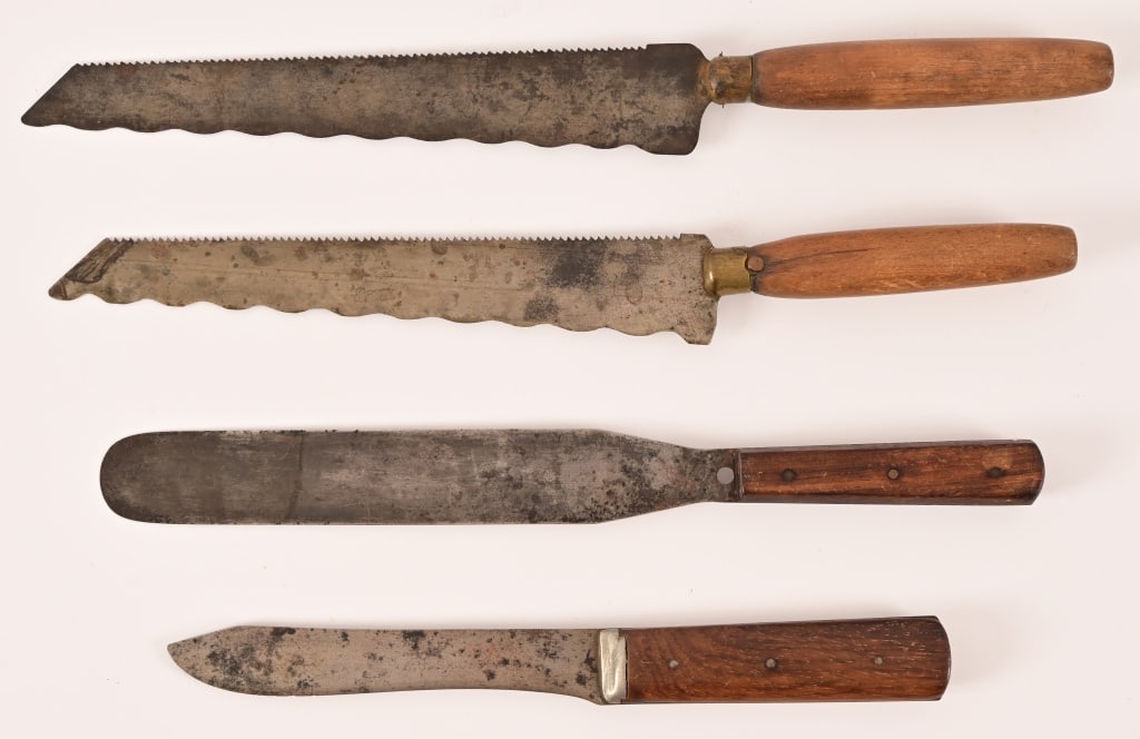 Collection of (4) Arbuckles Ariosa Coffee Knives: Bread and cake knives.
