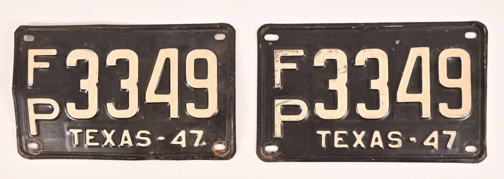 Pair Of Texas License Plates 1947 (1 of 5)
