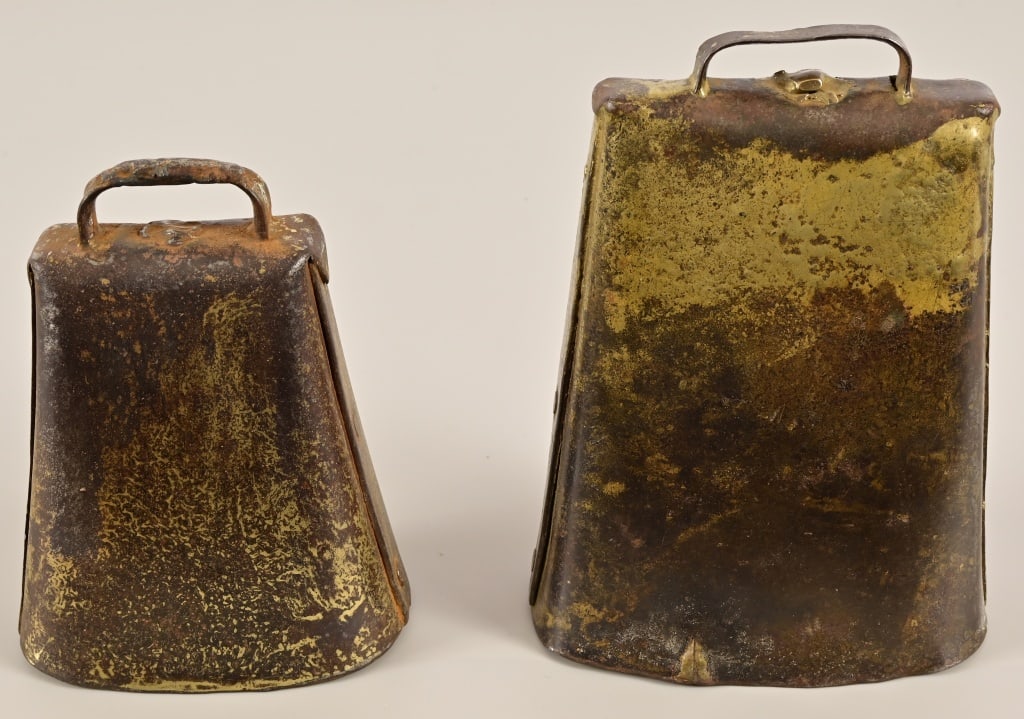 (2) Vintage Brass Cowbells (1 of 5)