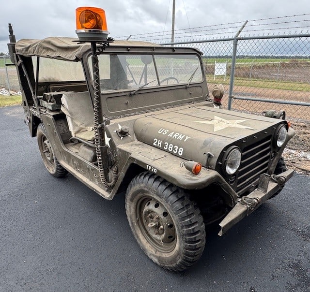 Ford M151 MUTT Jeep: No title. Does Not run. Needs maintenance. Has been sitting for a long time.