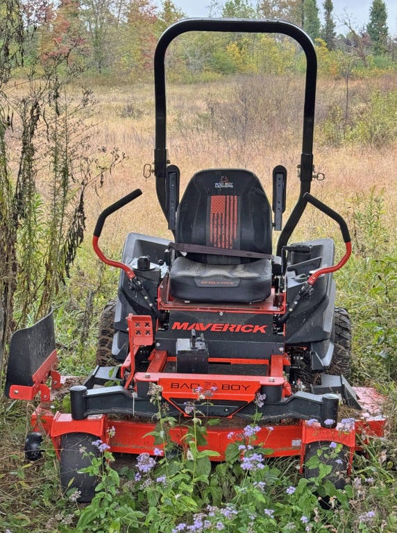 Bad Boy Maverick Zero Turn Lawnmower: Not running, Been sitting exposed to the elements for a long period of time.This item is being sold from where it sits in Tennessee. As is, where is. Must be picked up on site in Tennessee, location i