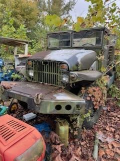US Army M35 "Deuce" 2.5 Ton Truck: Non running, No keys, Exposed to the elements & Rodents. Stored outside. In need off complete restoration.This item is being sold from where it sits in Tennessee. As is, where is. Must be picked up on