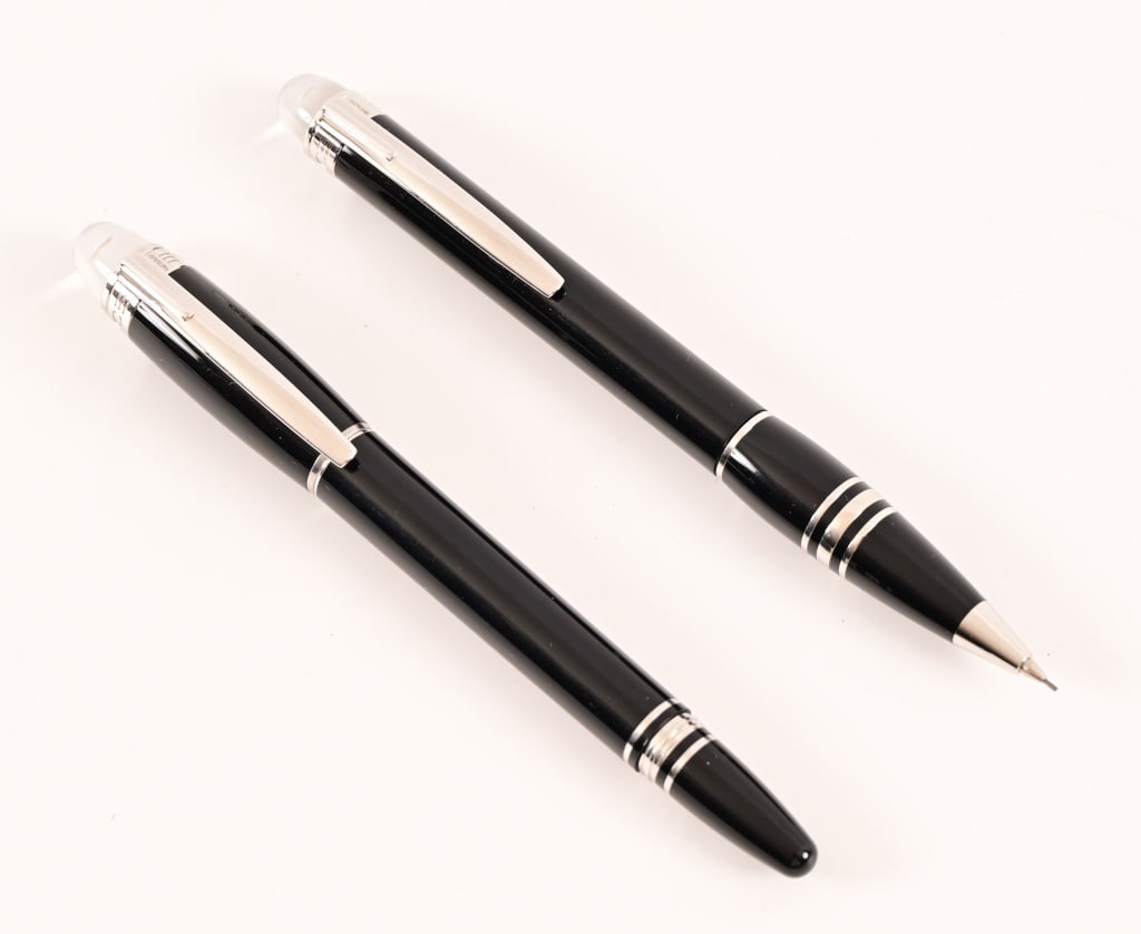 Montblanc Starwalker Resin Black 2-Pen Set: Rollerball and ballpoint pens, All in excellent condition.