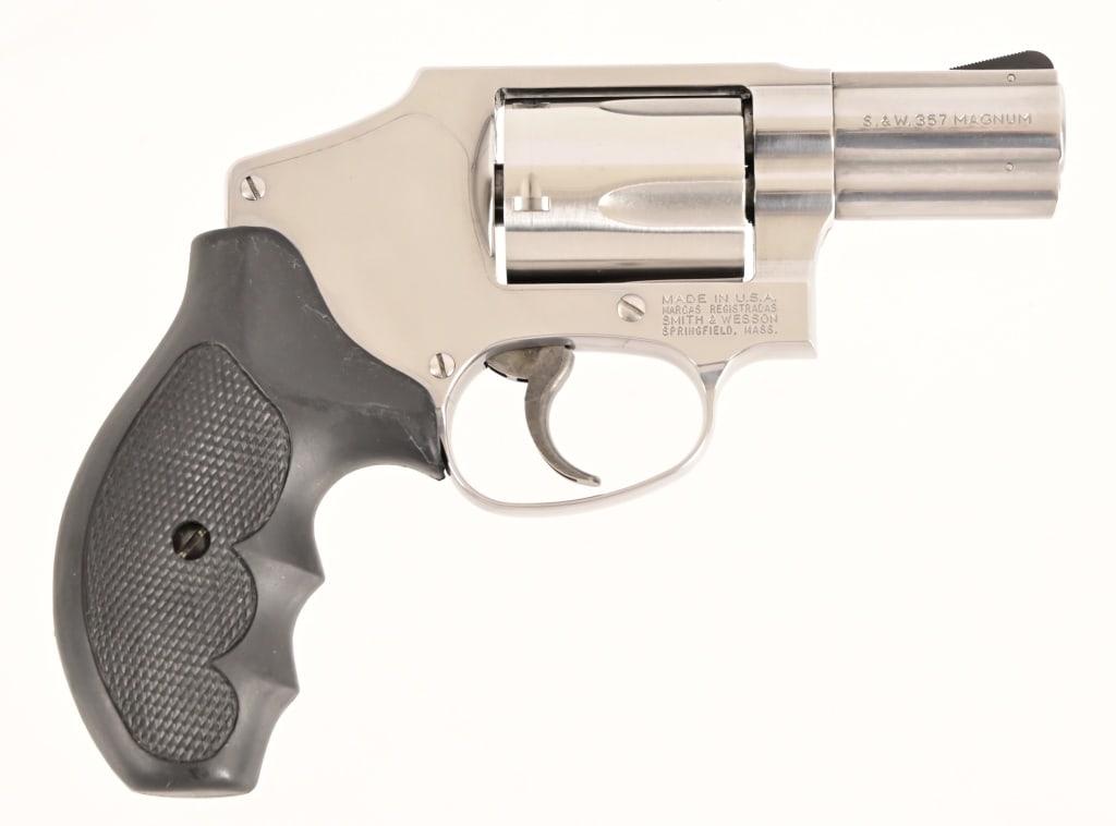 Smith & Wesson Model 640-1 Revolver .357 Magnum: S/N CBZ8259. 2" barrel, good bore. Stainless, nice condition, good action. Comes with Galco holster. Modern.