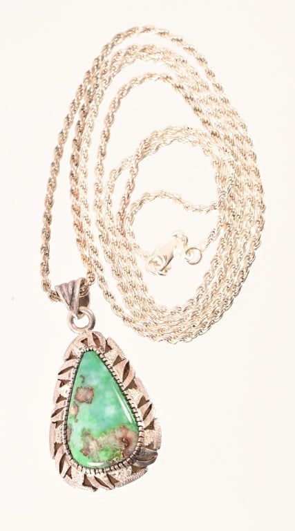 Sterling Silver Turquoise Pendant Necklace: Mexico sterling silver turquoise pendant, 1" x 1.5", Italian sterling silver 30" chain