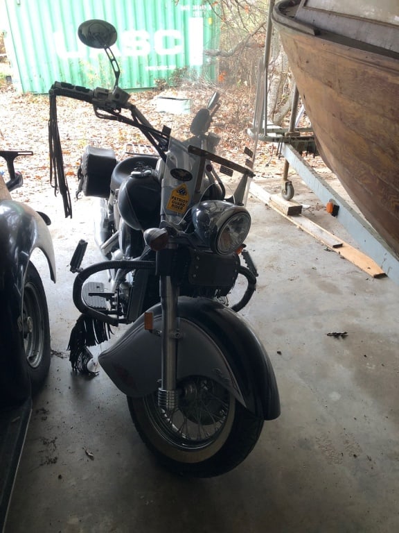 Kawasaki Vulcan Drifter Motorcycle: This item is being sold from where it sits in Tennessee. As is, where is. Must be picked up on site in Tennessee, location is an hour north of Memphis. All transport & pick up is the responsibility of