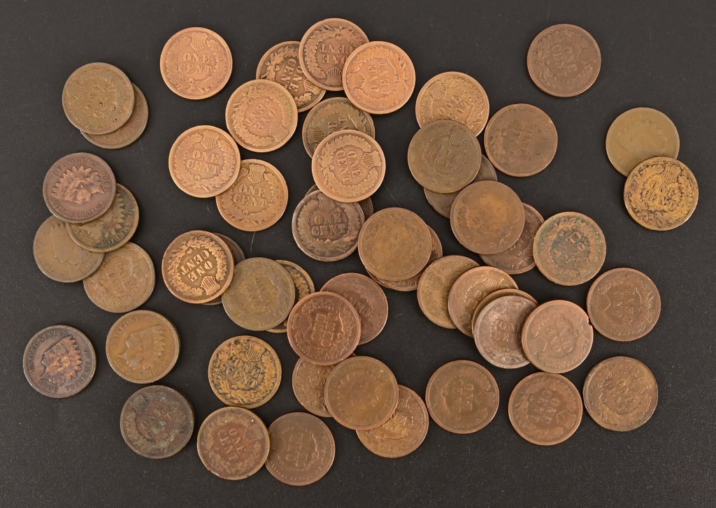 Collection of (56) Indian Head Pennies: Collection of (56) Indian Head Pennies