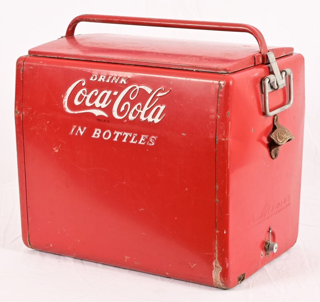 Coca-Cola Vintage Cavalier Aluminum Travel Cooler: Cavalier Corporation, Chattanooga Tennesee. Measures 13" x 18" x 20"