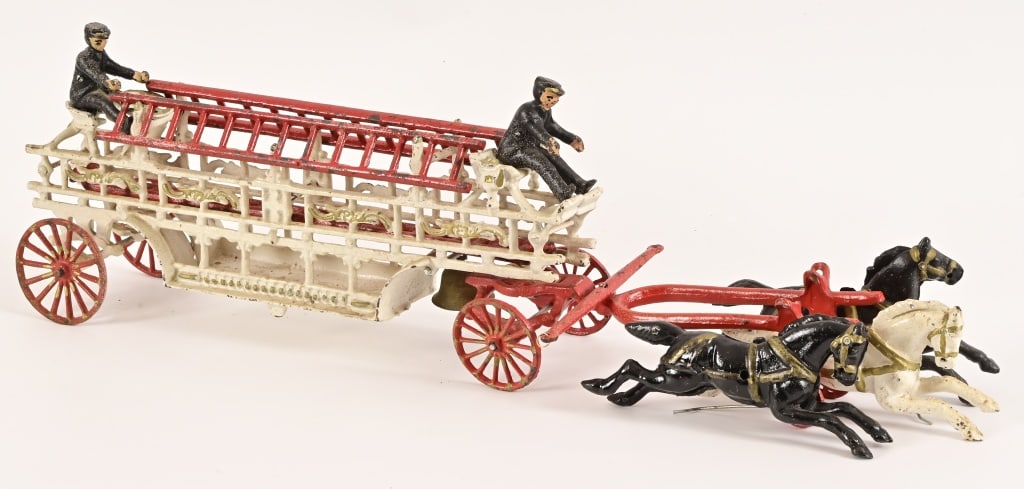 Cast Iron Horse Drawn Toy Fire Truck: 5" x 9" x 32"