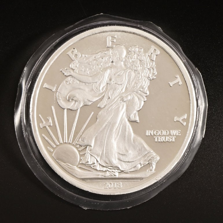 2018 Silver Eagle 5 Troy Oz .999 Bullion Round: 2018 Silver Eagle 5 Troy Oz .999 Bullion Round