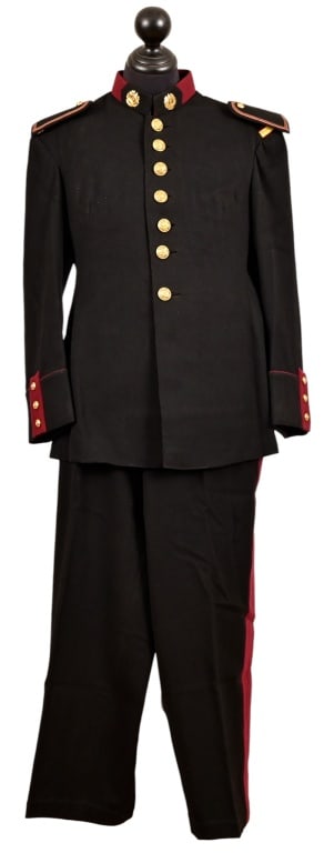 Mexican Officer's Uniform (1 of 20)