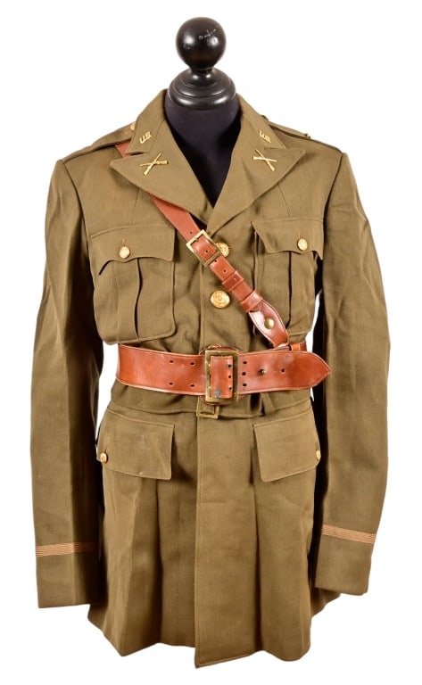 WWII US Army Officer Uniform Coat (1 of 10)