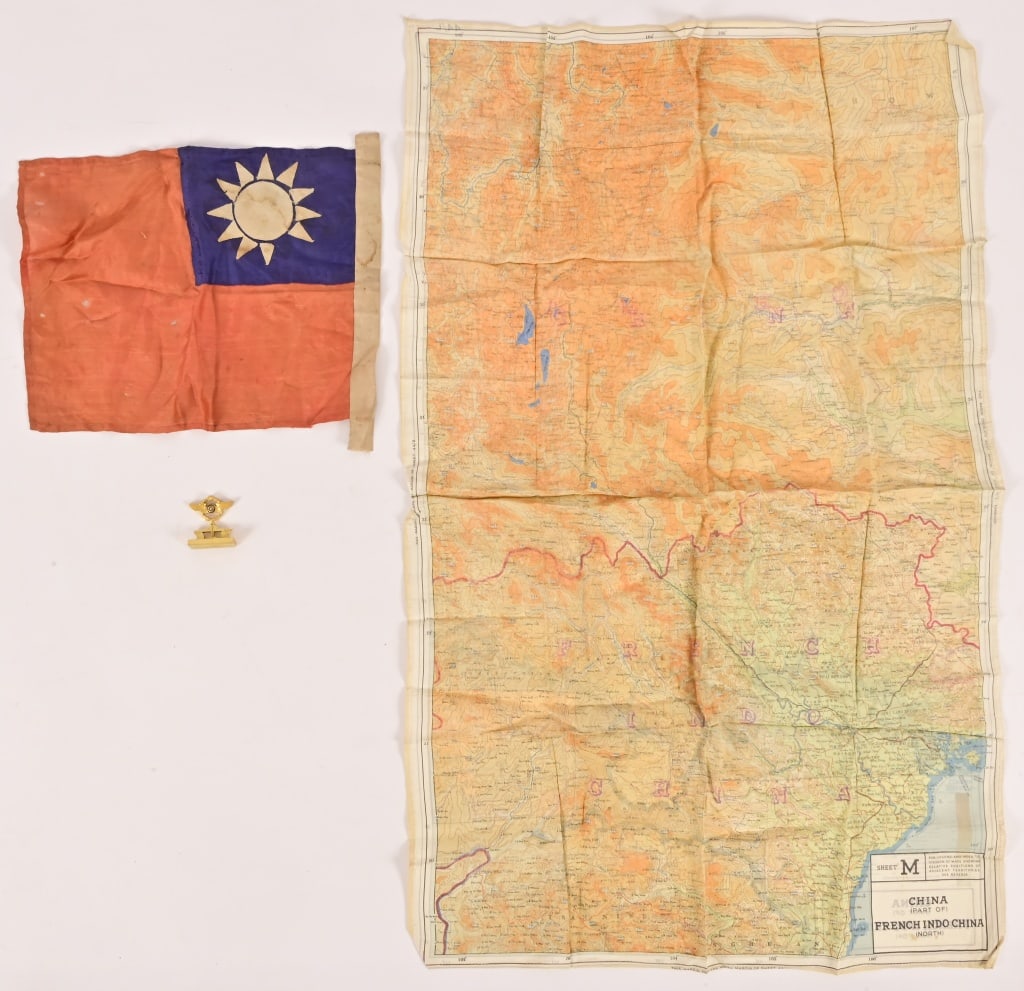 WWII Chinese Air Force Pilot Wings, Silk Flag & Map: Chinese Pilot Wings, Silk Flag, Silk Map