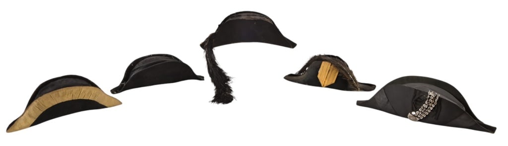 (5) Chapeaus: (5) Chapeaus