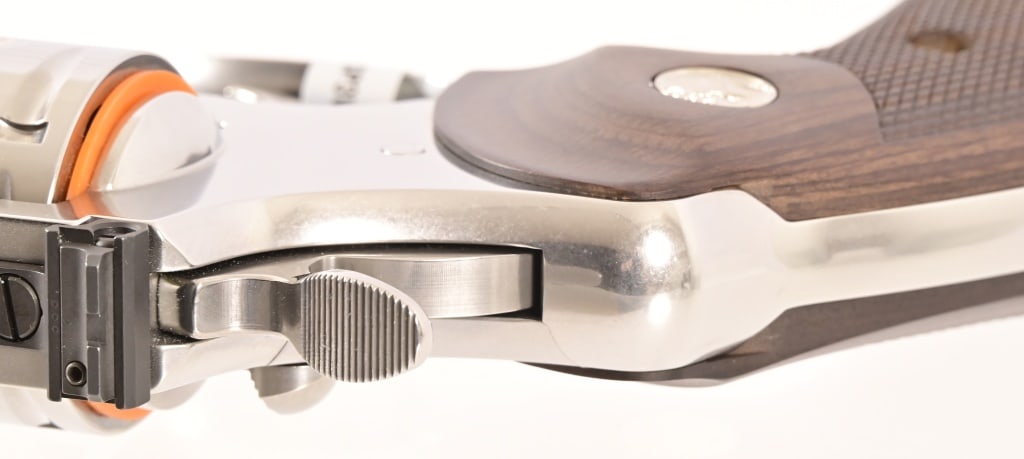 Colt Python Revolver .357 Magnum - 11