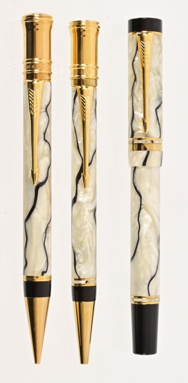 Parker Duofold Three-Pen Set (1 of 8)
