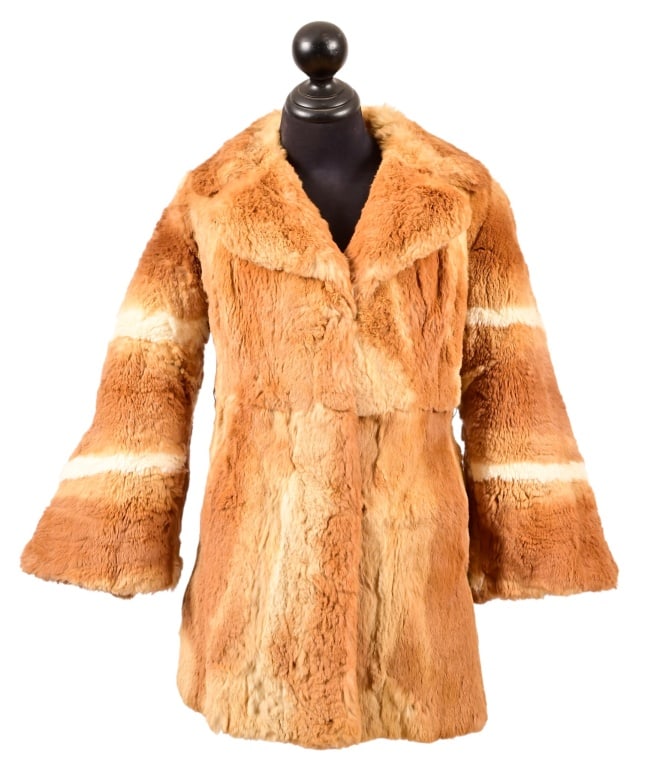 Vintage Ladies' Fur Coat (1 of 11)
