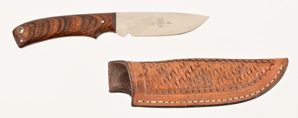 King Ranch Custom Knife by Ruffin Johnson: Commemorating superior energy services in the Tio Moya section of the King Ranch 2006-2007. The TIo Moya serves as hunting land as well as oil production on the King Ranch. Blade measures 3 5/8", over