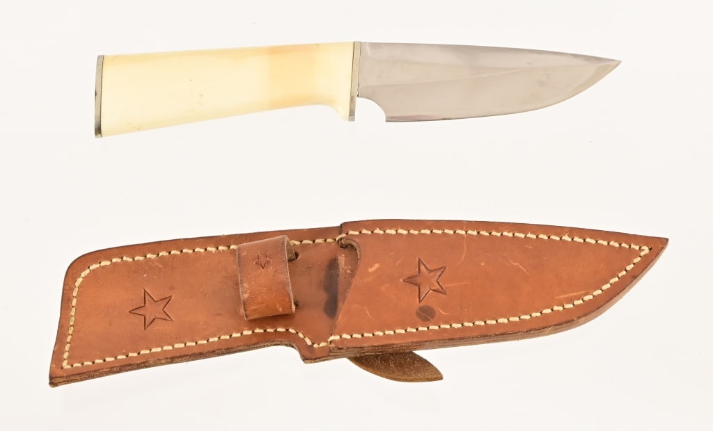 M.D. Murphy Custom Knife & Sheath: M.D. Murphy marked knife, 4" blade 8" overall length, with Murphy sheath marked 11/82.