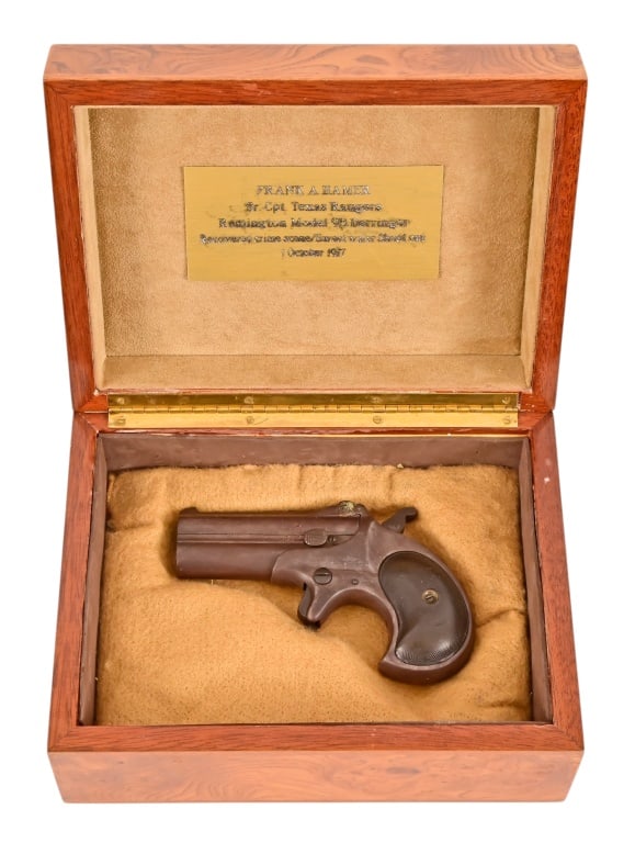 Texas Ranger Frank Hamer Gunfight .41 Derringer: Notarized letter from Frank Hamer Jr. reads: "This item is a .41 caliber Remington Derringer which was discarded in great hast by a man by the name of Phillips in Sweetwater, Texas as he ran from the