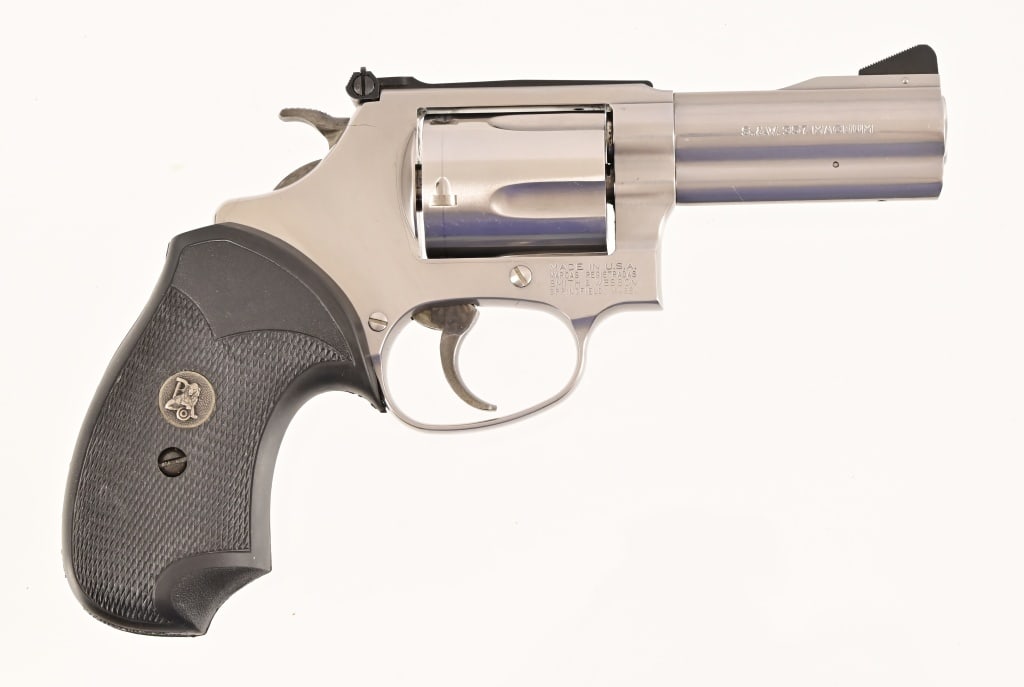 Smith & Wesson Model 60-10 .357 Pistol (1 of 3)