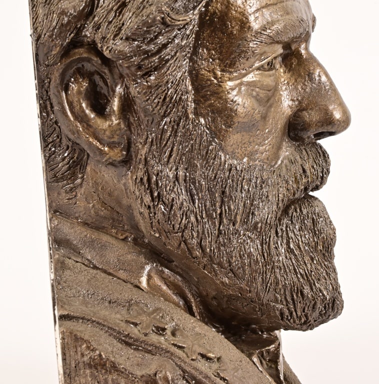 General Robert E. Lee Bust by Erick Erickson - 9