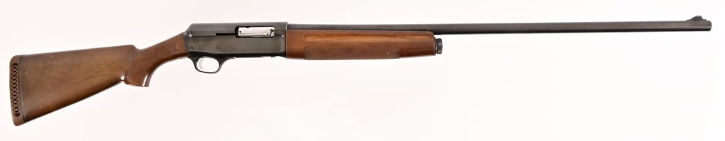 Franchi Model 48A Semi Auto 12 Gauge Shotgun: SN 154053. 32" full choke barrel, nice bore, 3" chamber. Nice condition. Bluing and wood are good. Modern.