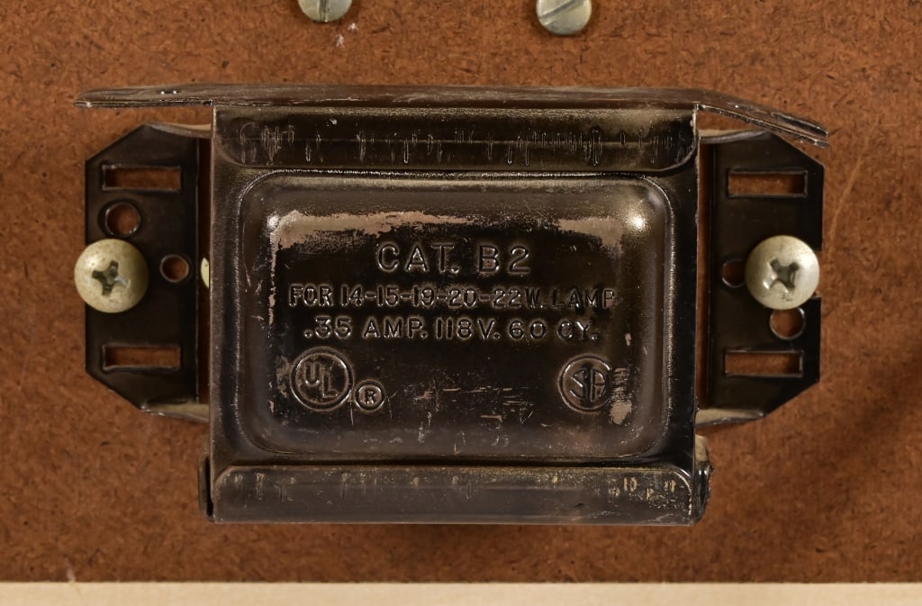 Pearl Beer Lighted Clock - 3