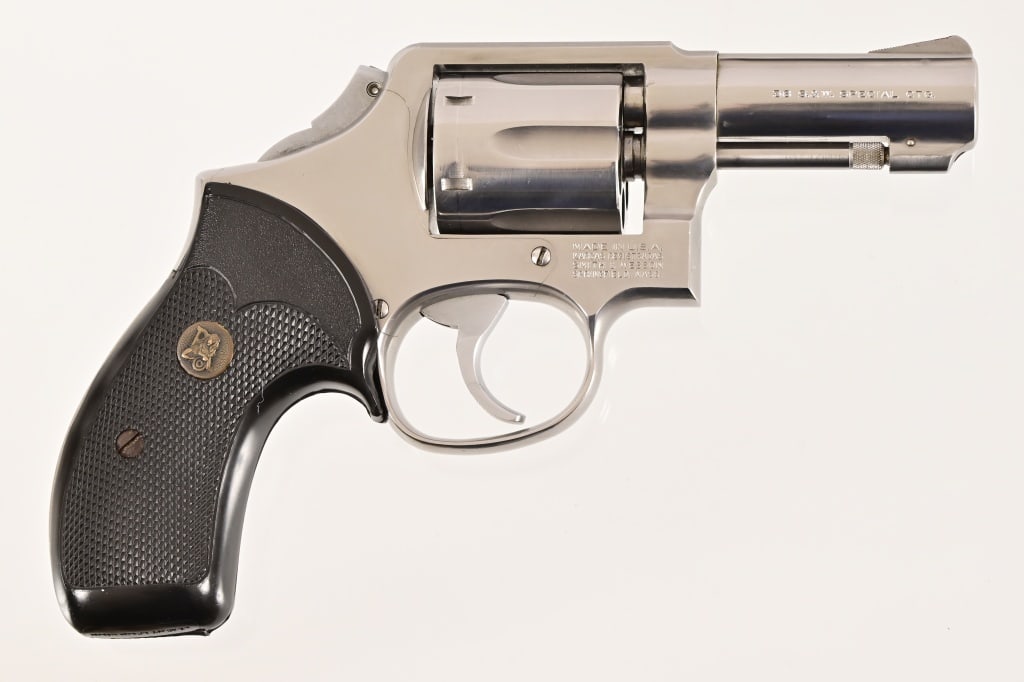 S&W Model 64-3 Revolver .38 Special (1 of 2)