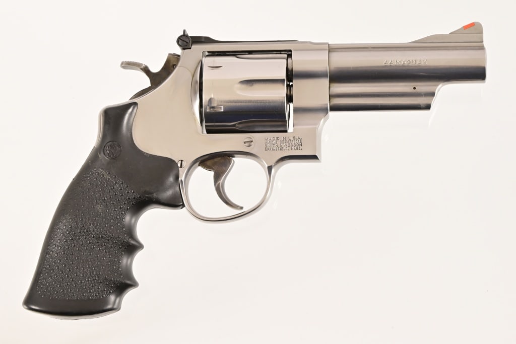 S&W Model 629-4 Revolver .44 Magnum (1 of 2)
