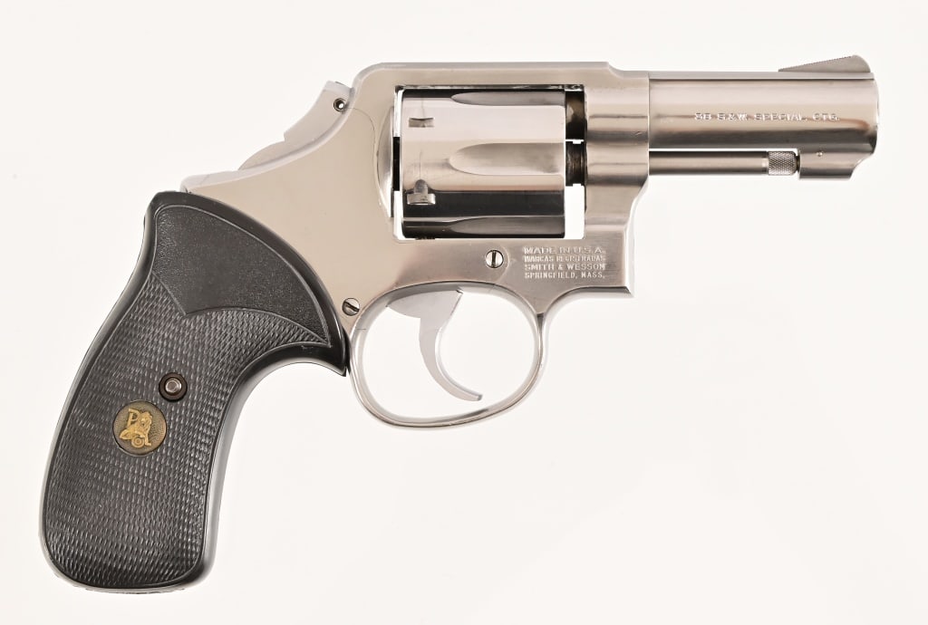 S&W Model 64-3 Revolver .38 Special (1 of 2)