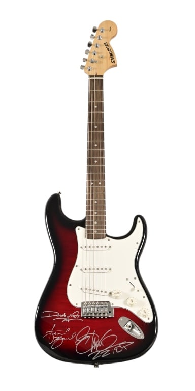 ZZ Top Signed Fender Starcaster Electric Guitar (1 of 11)