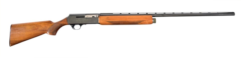 Browning 12 GA. Shotgun Model 2000: S/N 11159C67. Model 2000 Special Steel.30" barrel. Modern.