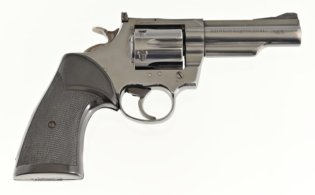 Colt Trooper MK III .357 Magnum Revolver: 4" barrel. Modern. 1975 production year.
